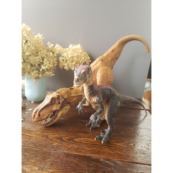 Jurassic World‎ Stomp Strike Tyrannosaurus Rex T-Rex Action Velociraptor - Picture 1 of 11